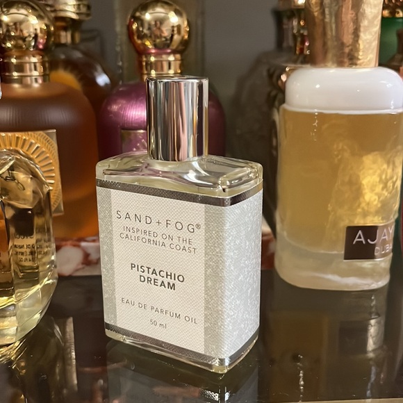 Sand + Fog Pistachio Dream Perfume Oil - Picture 4 of 4